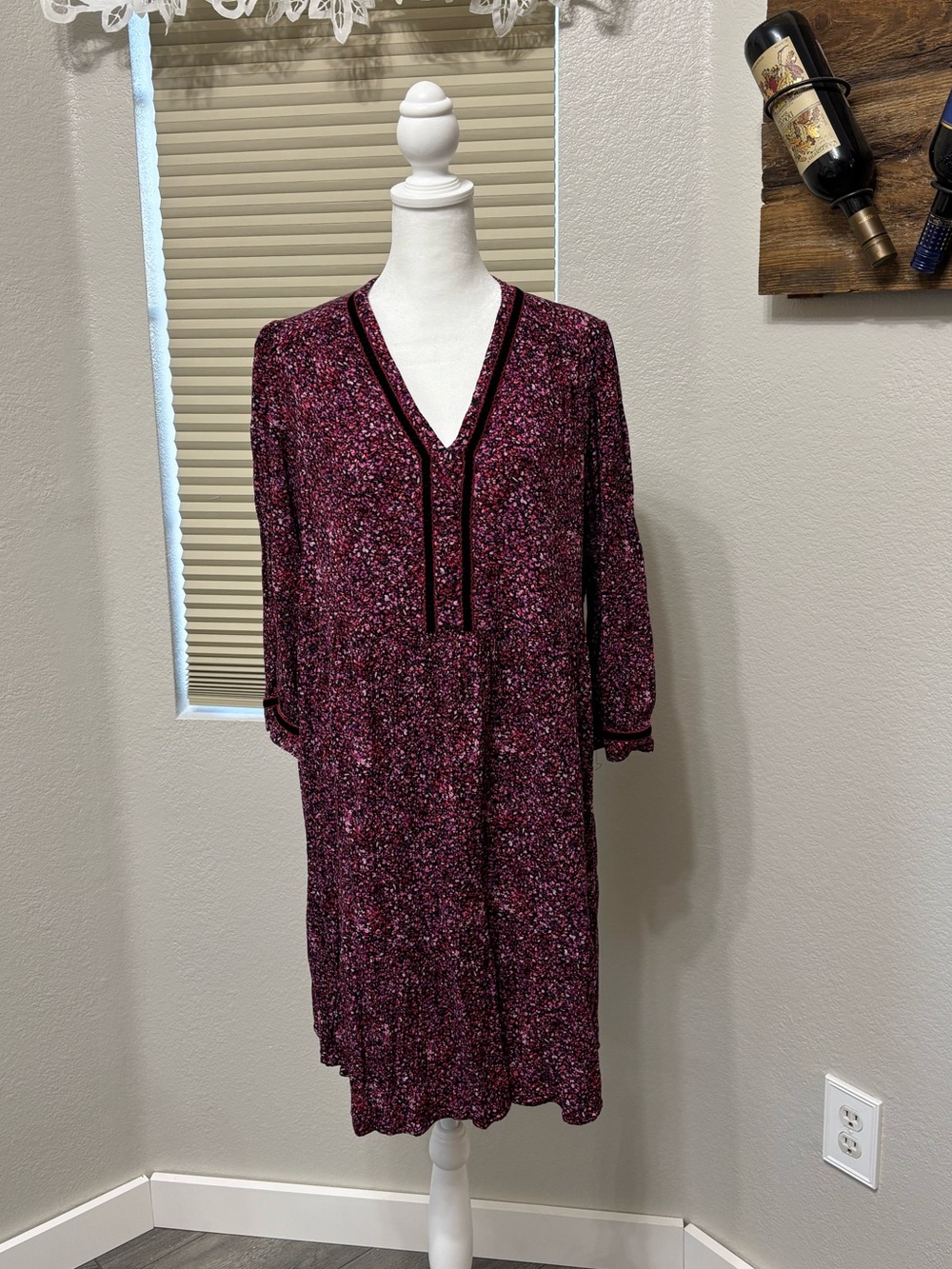 J. Jill Women's V-Neck Floral Shift Dress in Dark Berry